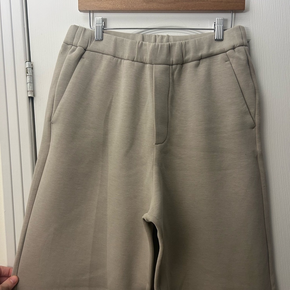 COS Beige Wide-Leg Sweatpants - M - like new!